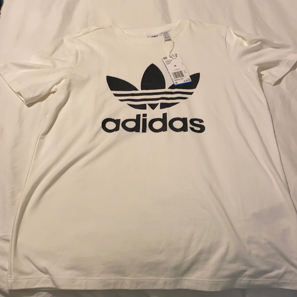 Adidas T-shirt